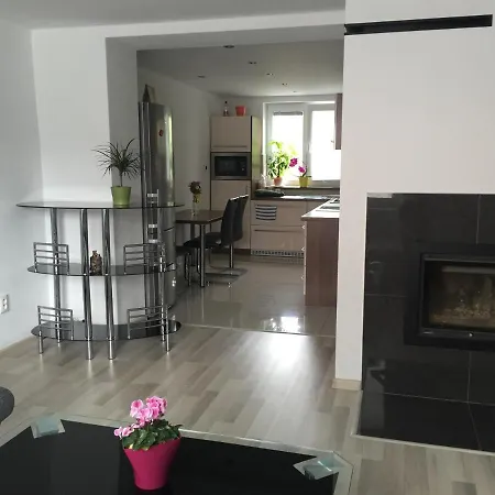 Centre Apartment *